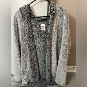 Victoria’s Secret Sherpa